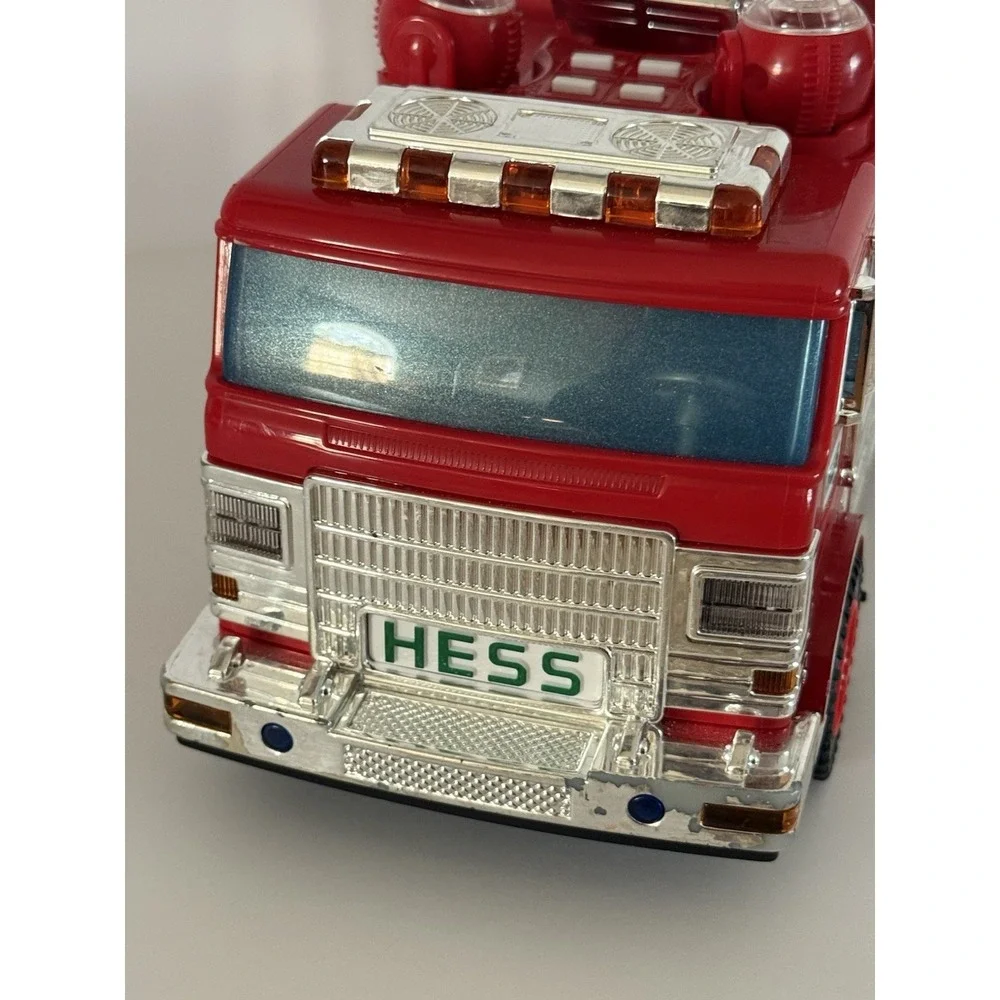 2005 Hess Fire Truck Ladder Lights Sounds Working
